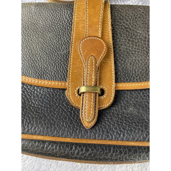 Vintage Dooney & Bourke All Weather Leather Black Pebble Grain Crossbody Purse - Picture 2 of 11